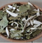 황칠나무 500g . 황칠나무합(잎+나무)500g